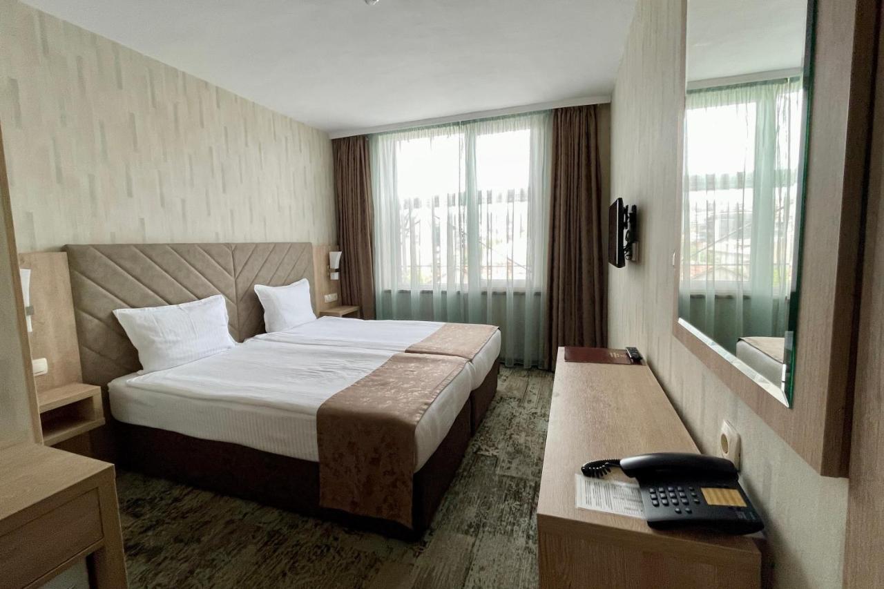 סנדנסקי Spa Hotel Spartak מראה חיצוני תמונה