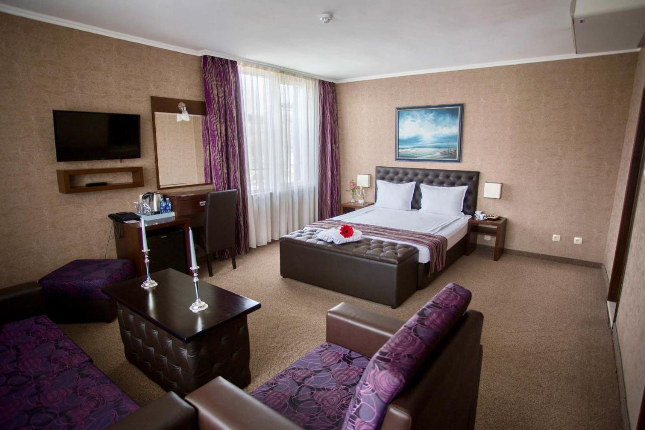 סנדנסקי Spa Hotel Spartak מראה חיצוני תמונה