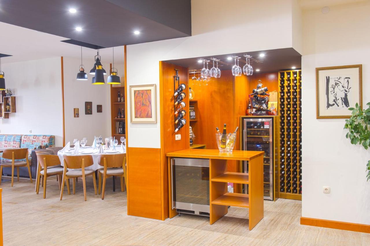 סנדנסקי Spa Hotel Spartak מראה חיצוני תמונה